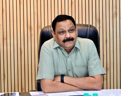 जनजातीय गौरव दिन सप्ताहाच्या बैठकीचे छायाचित्र