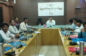 बीडमधील भूजल पातळी व पाणीटंचाई निवारण आढावा बैठक