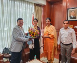 सुरीनामच्या राजदूत हनीषा जयराम आणि महाराष्ट्र विधिमंडळाचे अधिकारी