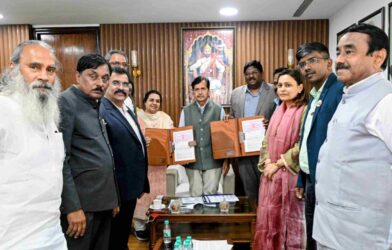 कौशल्य मंत्री मंगलप्रभात लोढा यांच्या उपस्थितीत झालेला करार