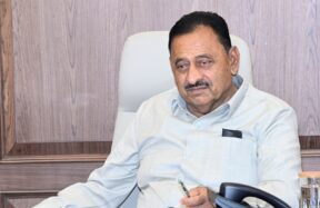 कर्जमुक्ती योजनेच्या यादीबाबत माहिती देताना सहकार मंत्री बाबासाहेब पाटील
