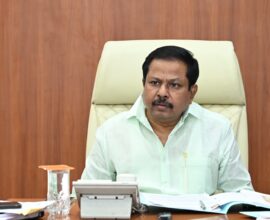 विधानभवनात पार पडलेली बुद्धभूमी फाउंडेशनच्या जमिनीसंदर्भातील आढावा बैठक