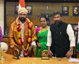 कर्नाटक विधान भवनात उपसभापती सचिन अहिर