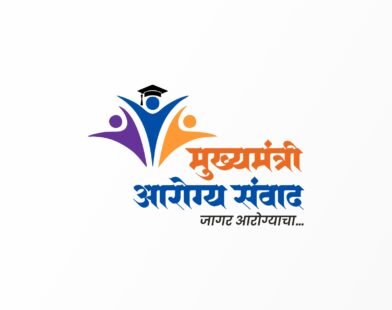 विद्यार्थ्यांशी संवाद साधताना वैद्यकीय तज्ज्ञ