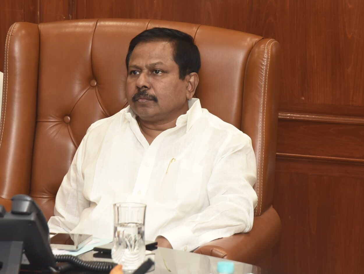 डॉ. बाबासाहेब आंबेडकर महापरिनिर्वाण दिन बैठकीचे दृश्य