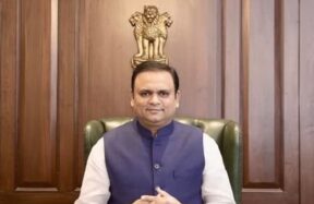 ॲड. राहुल नार्वेकर यांचा छायाचित्र
