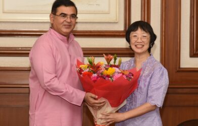 महाराष्ट्र आणि थायलंडच्या प्रतिनिधींची सह्याद्री अतिथीगृह येथील बैठक