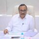 दिव्यांगांच्या कल्याणासाठी जिल्हा वार्षिक योजनेतून १ टक्का निधी राखीव ठेवण्याबाबत घोषणा करतानाचे छायाचित्र
